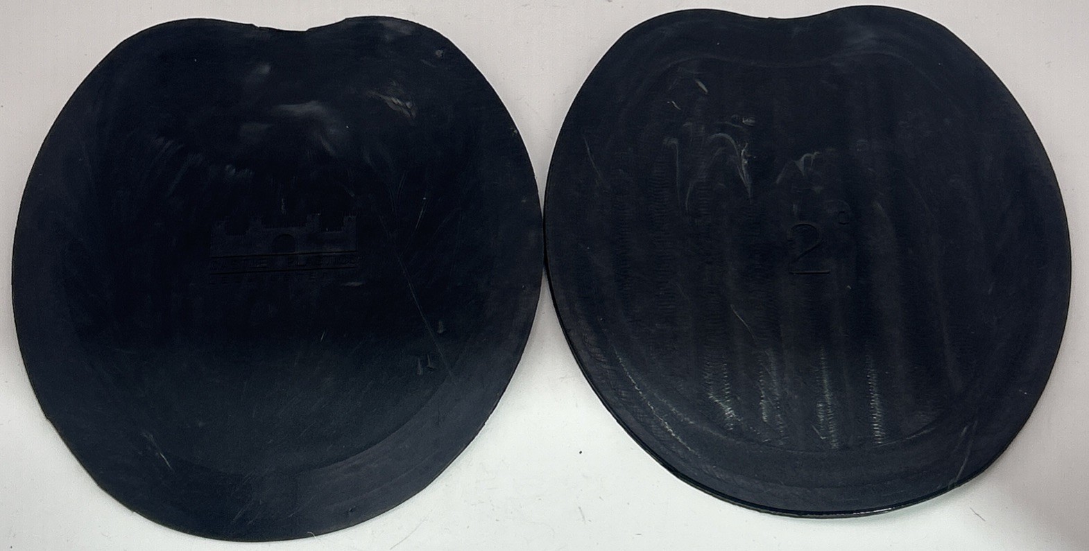 NEW Pair of Castle Plastics Size 2 Black Hard Rubber Horse Hoof Shoe Flat Pads