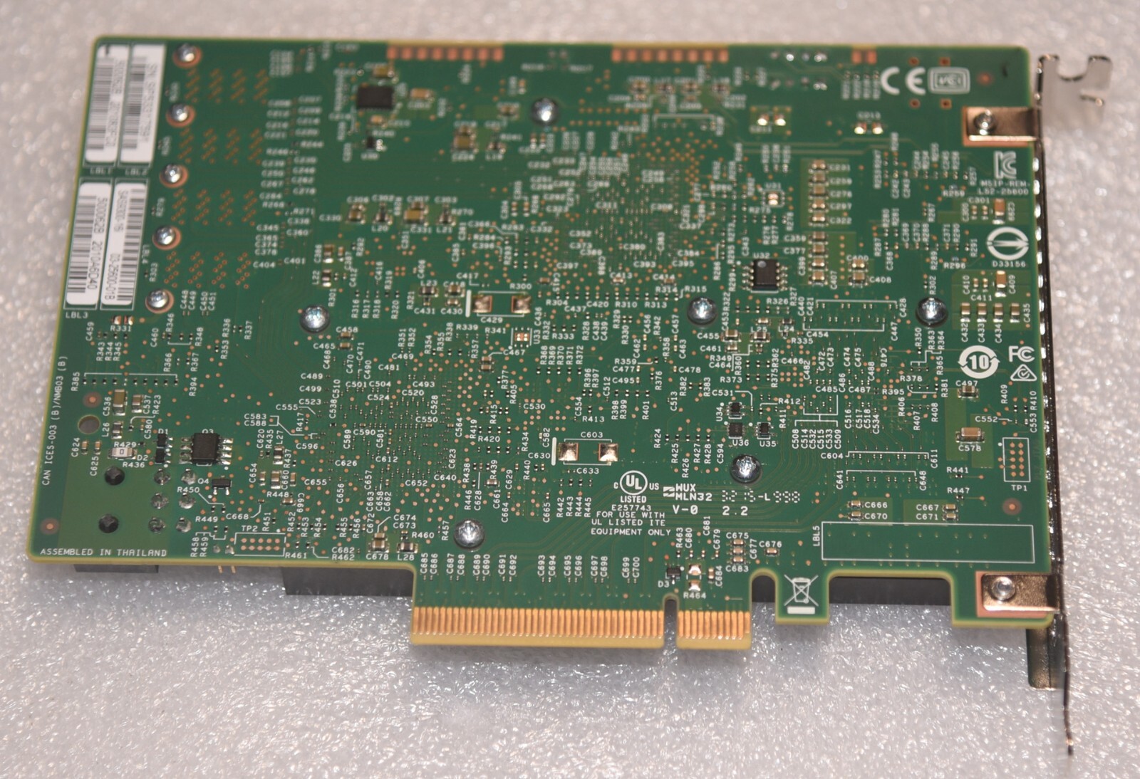 LSI SAS 9300-16I 12GB/S HBA BUS ADAPTER CARD IT Mode 4*SFF-8643 SATA Cable US