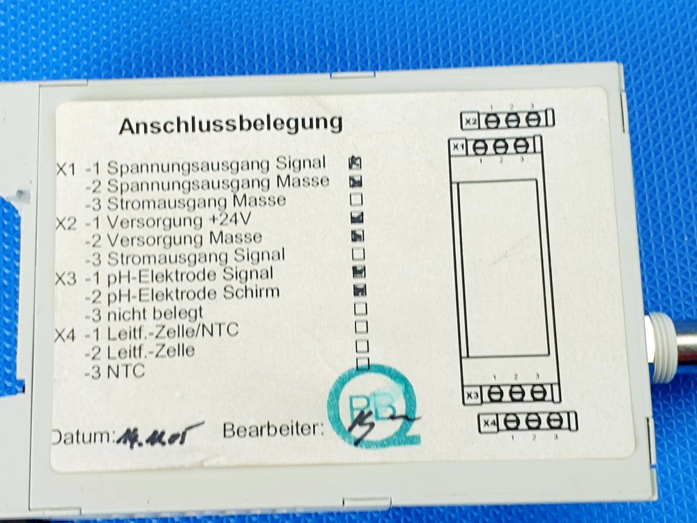 MUH04-pH Analog Transmitter for Computer Systems KMP100
