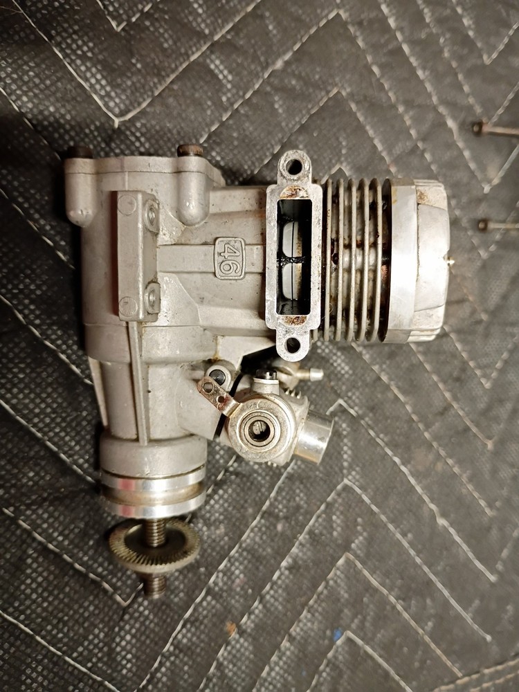 Thunder Tiger Pro 46 RC AIRPLANE ENGINE