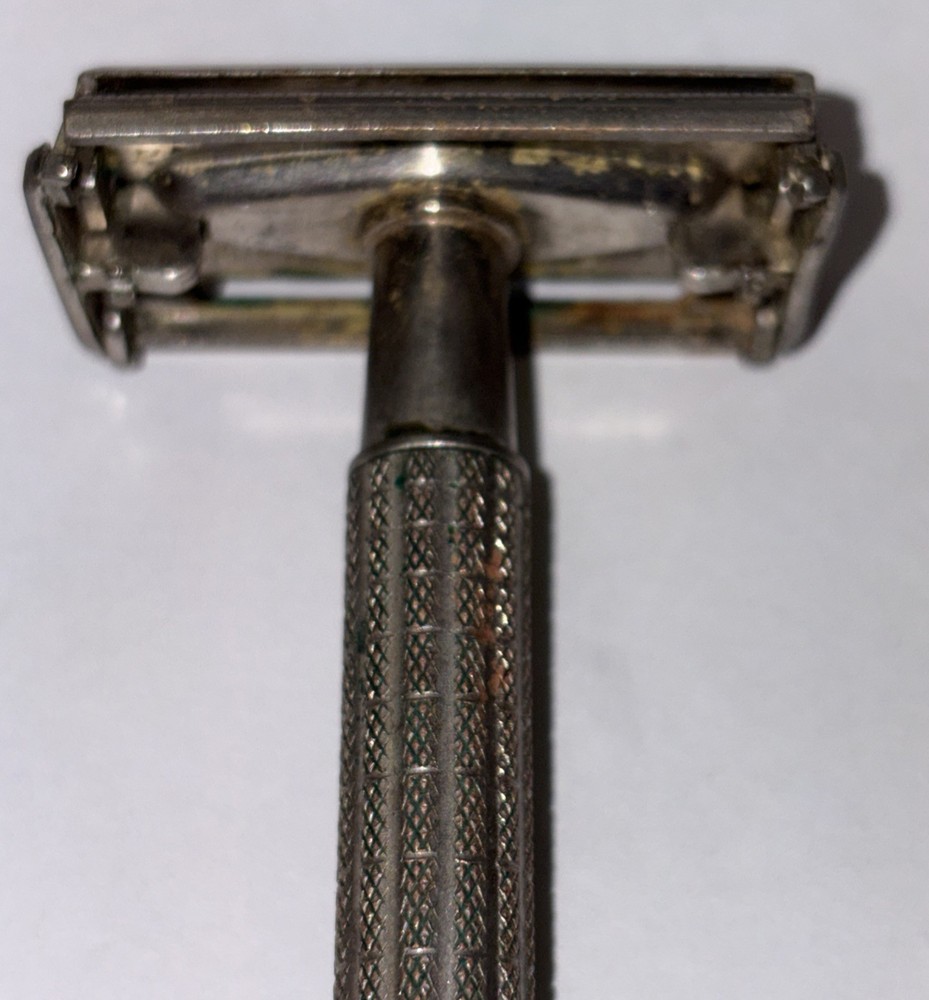 1957 Gillette Super Speed Flare Tip DE TTO Safety Razor Date Code C2