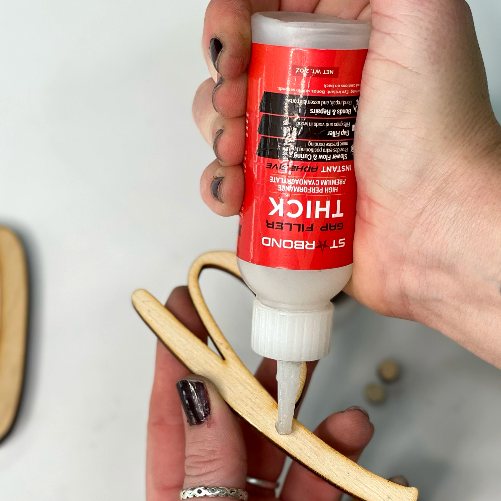 Starbond 2 oz. Thick Super Glue (Premium Cyanoacrylate CA Glue)