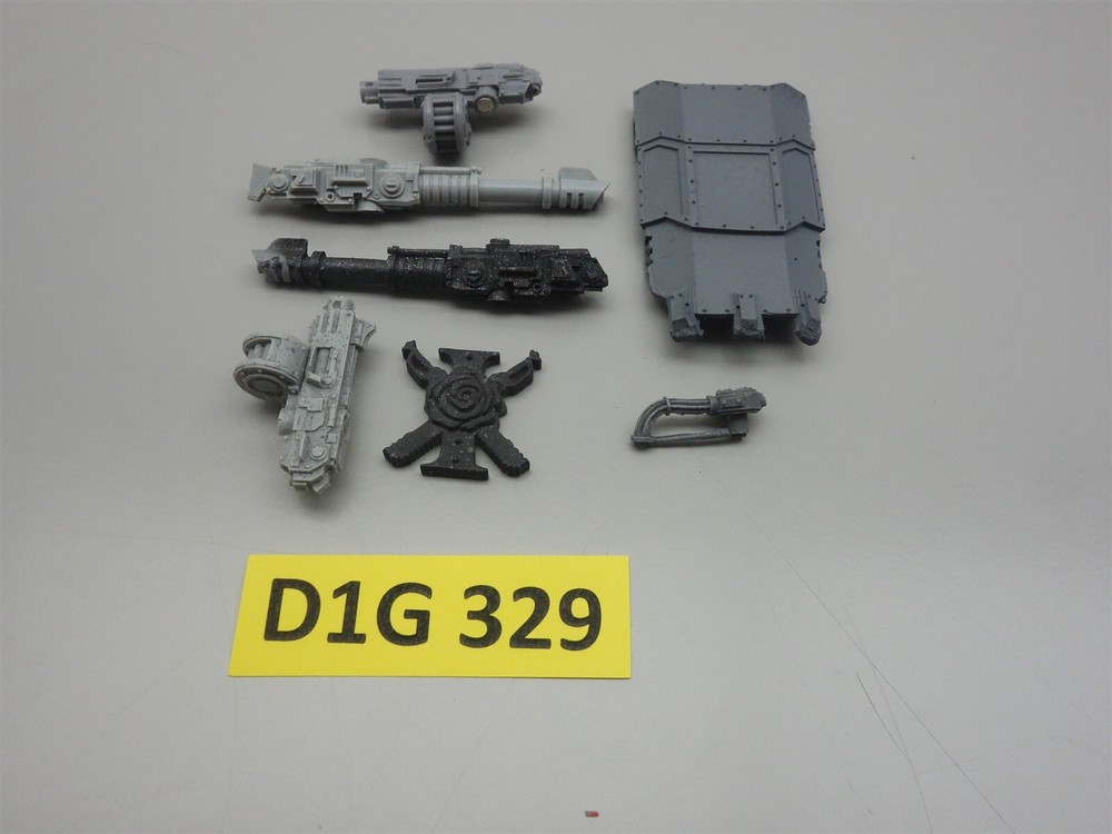 Warhammer 40K: Forgeworld bits - Lascannons, Heavy Bolter, Armor, etc