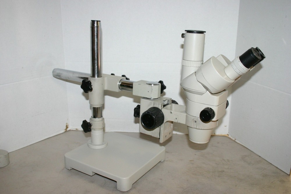 Nikon SMZ-2T Stereozoom Trinocular Microscope on Boom Stand Photo-Ready Nice
