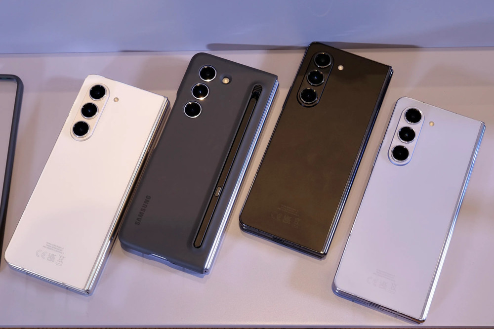 Blu Unlock, Go, Blu G53