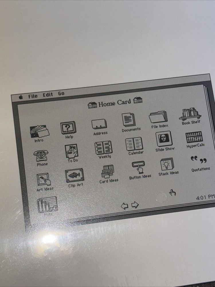 APPLE HYPERCARD USER'S GUIDE 030-3081-D NEW IN SHRINK WRAP Sealed