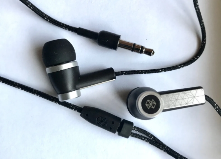 MICROSOFT ZUNE PREMIUM HEADPHONE V-2 JDA-00001 (MEDIUM EARTIPS )