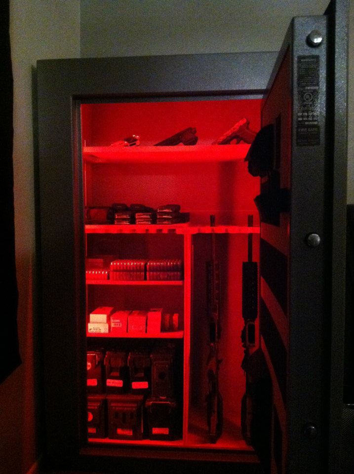 Gun Case / Showcase LED light - all colors with remote