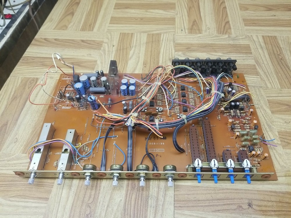 ADC STEREO EQUALIZER MODEL SS 22 MAIN BOARD