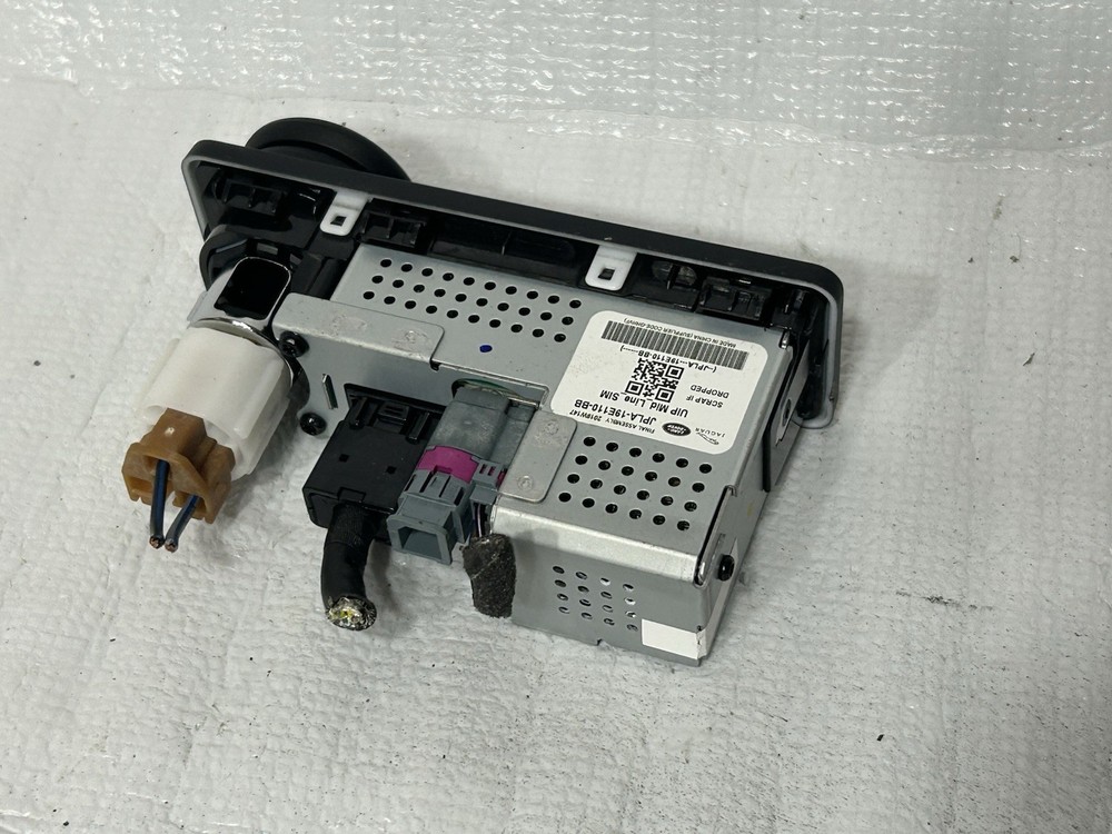 OEM JAGUAR E-PACE USB PORT & 12V SOCKET TRIM PANEL JPLA19E110BB 2017 - 2021