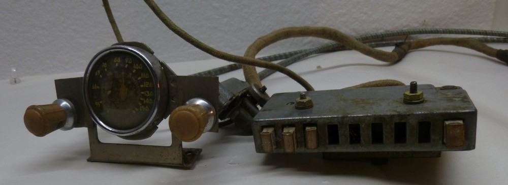 Weston/Bendix Electro-Mechanical Tachometer/Frequency Meter - Aviation - Tester