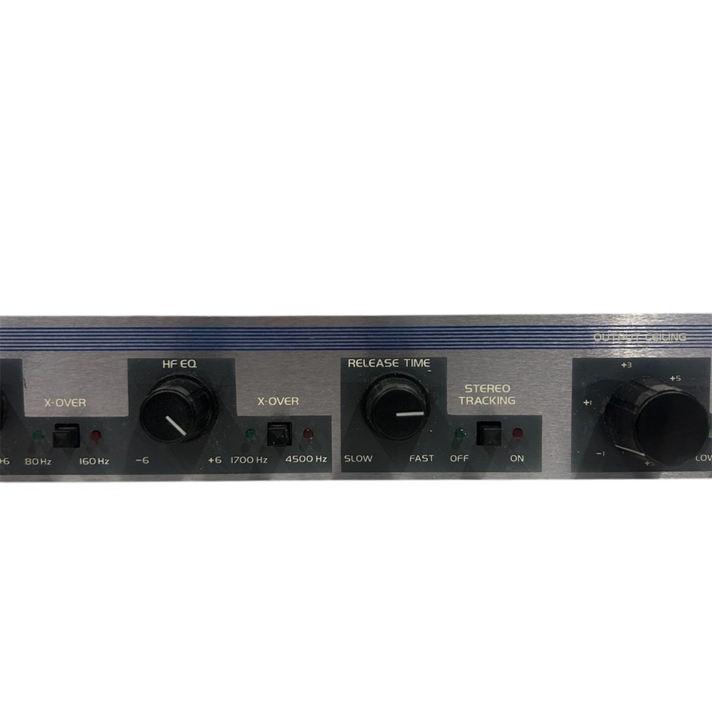 Aphex Systems Ltd. Studio Dominator Model 700 – Stereo Peak Limiter / Processor