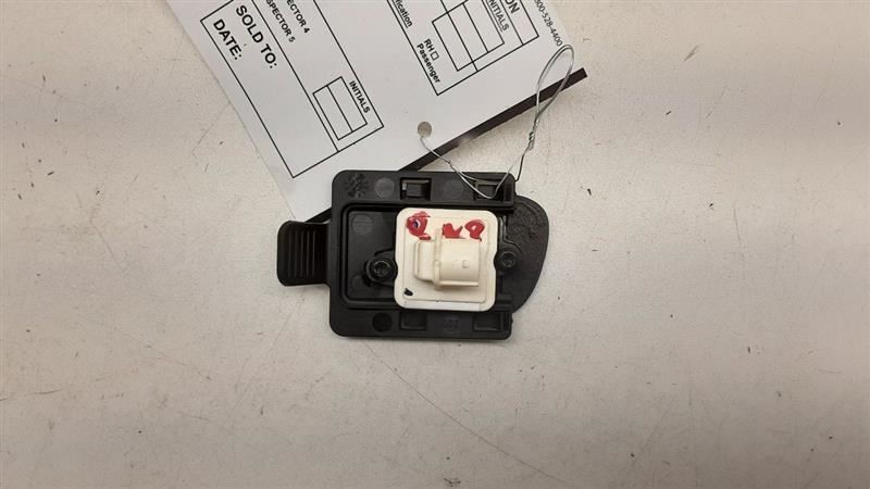 Camera/Projector Camera Rear Parkview Fits 14-17 CHEROKEE 523099