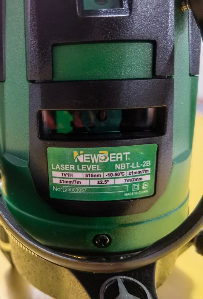 NEWBEAT Green Laser Level Cross Line 2-Beam Self-Leveling Construction Tool