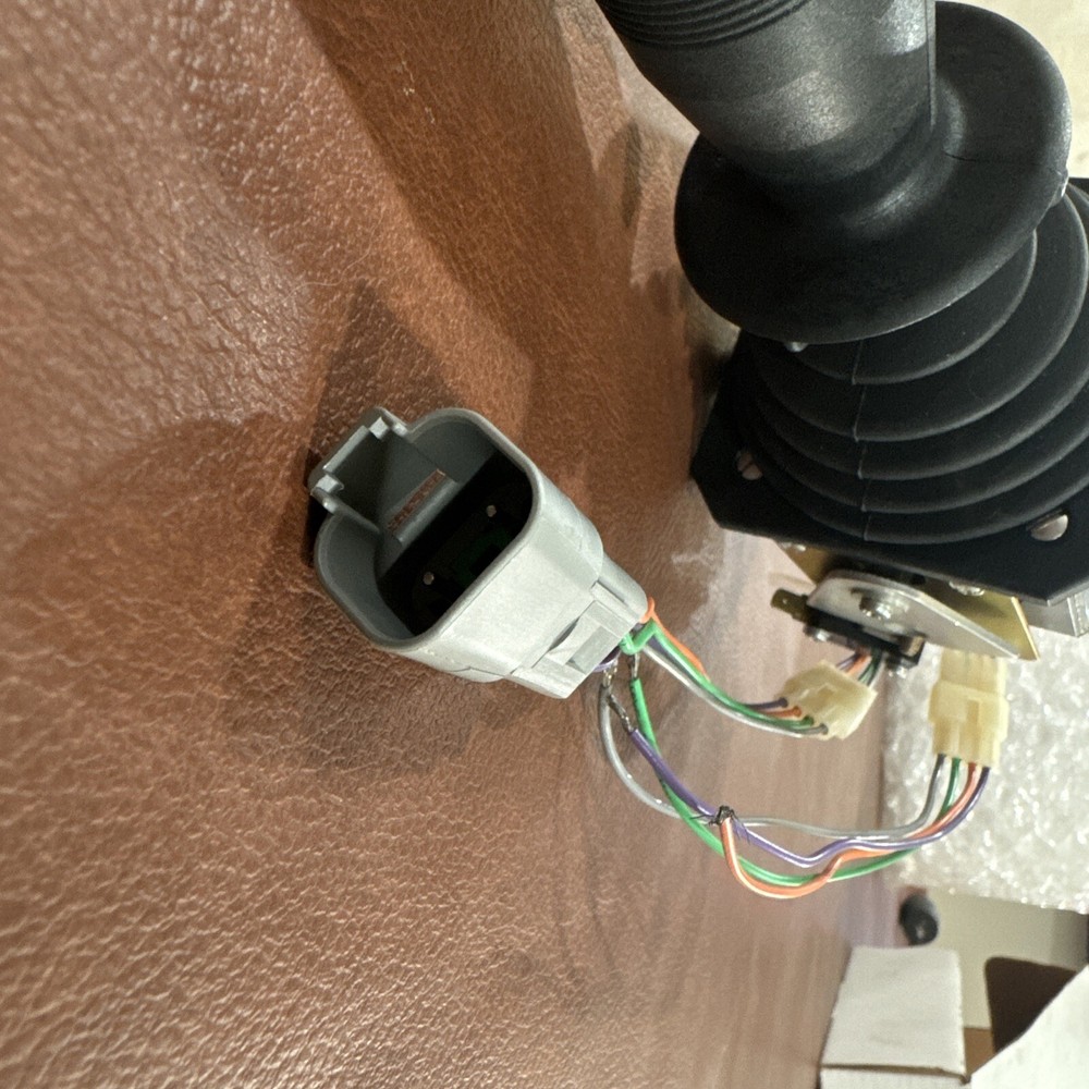 JS6 Multi Axis Controller Joystick OEM JS6M11897 QS# 31487 001 #B28