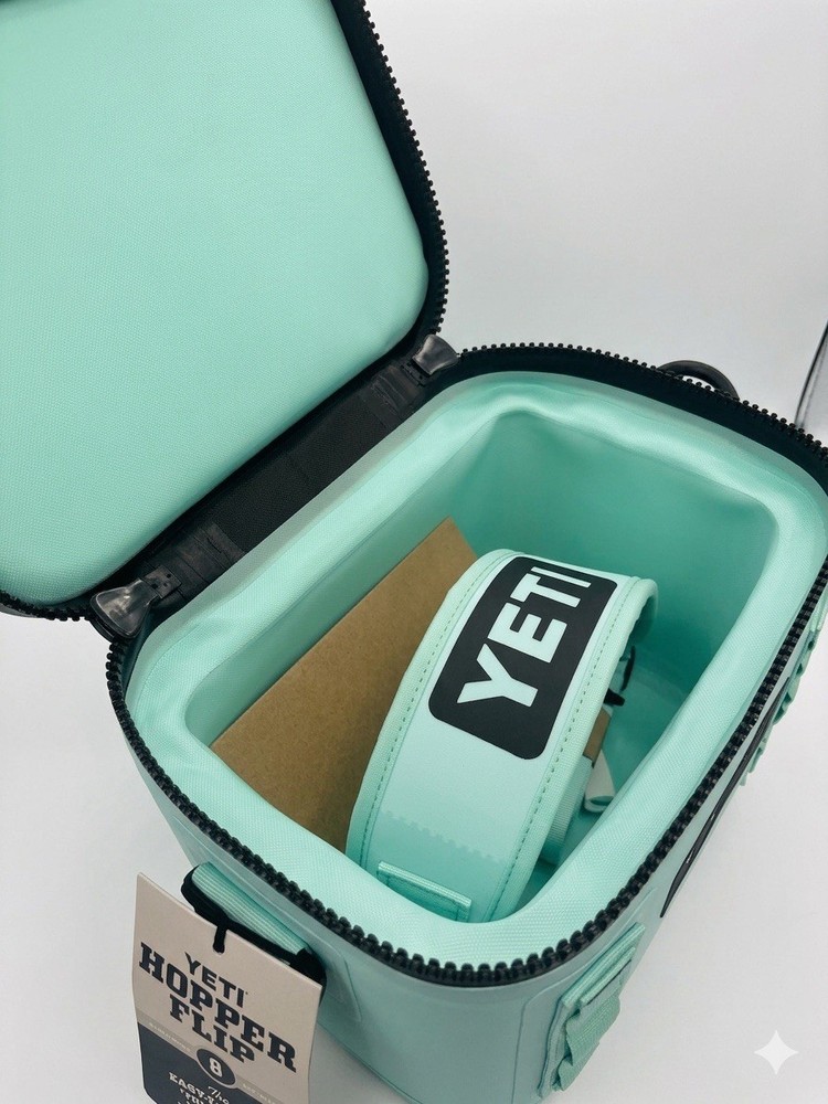 YETI HOPPER FLIP 8 SOFT COOLER