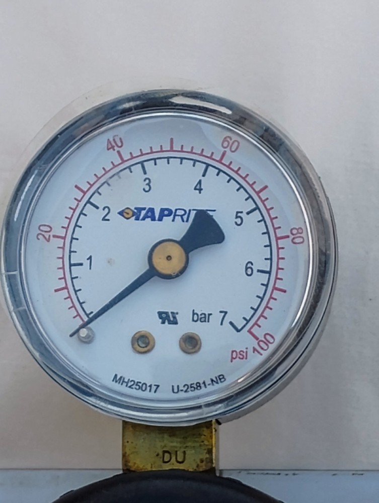 Taprite dual-body secondary CO2 regulator