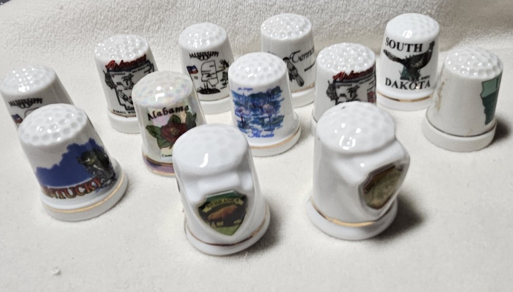 12 Porcelain State Souvenir Thimbles
