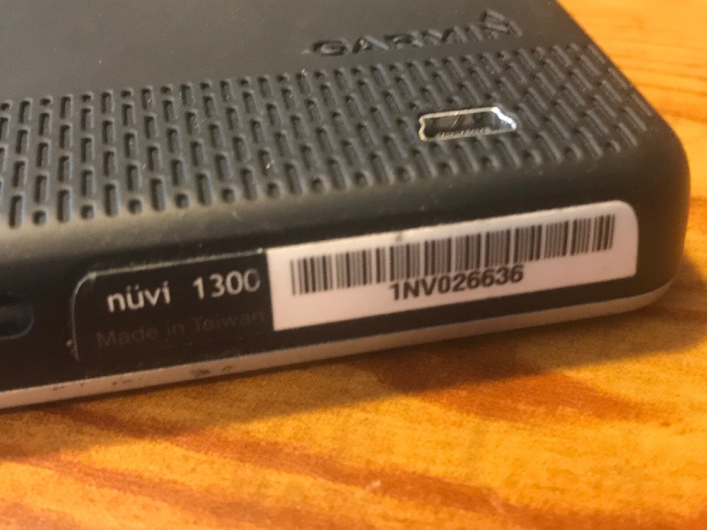 Garmin Nuvi 1300 GPS Unit Only AS IS Untested