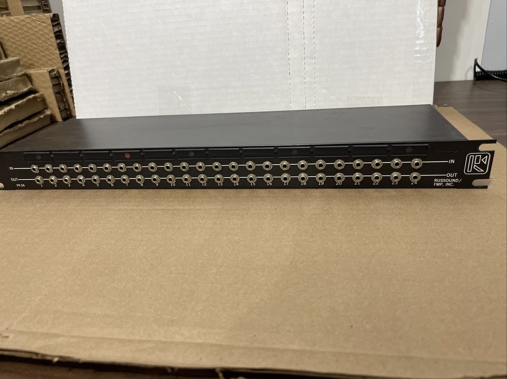 Russound FP-24 Rackmount Audiojack