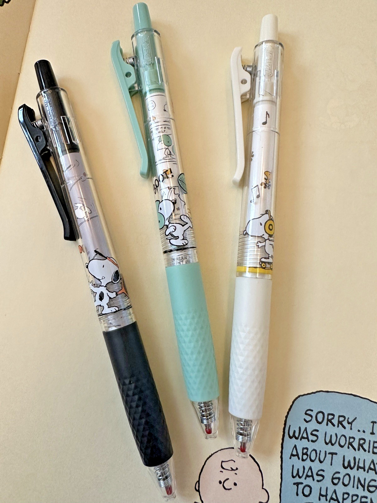 3 x Cute Snoopy Peanuts Pens 0.5mm Black Ink Soft Grip Gift New