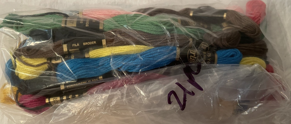 Iris Embroidery Thread 21 pc New