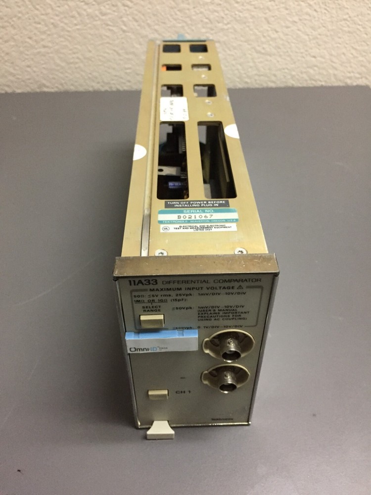 Tektronix 11A33 Differential Comparator, DC to 150 MHz Bandwidth Plug-In Module