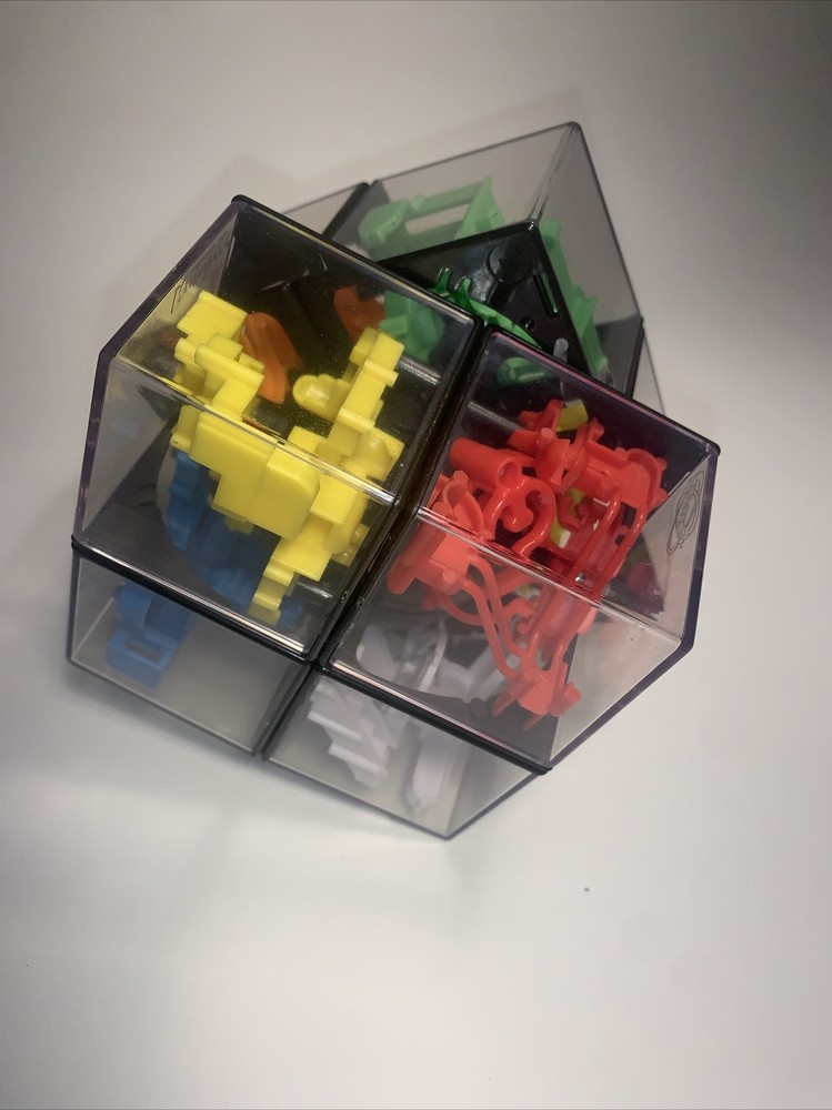 Spinning Marble Puzzle: Cube Challenging Game (Pre-owned) Great Condition