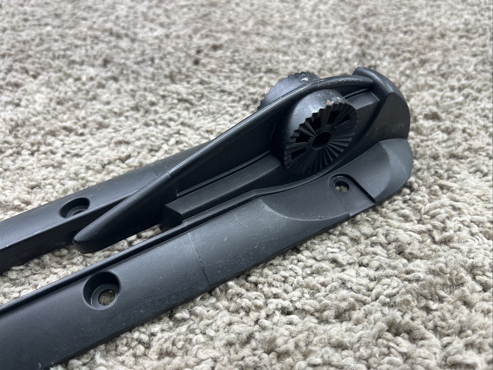 Lowrance Mounting Bracket StructureScan Transducer Blk Only 679055