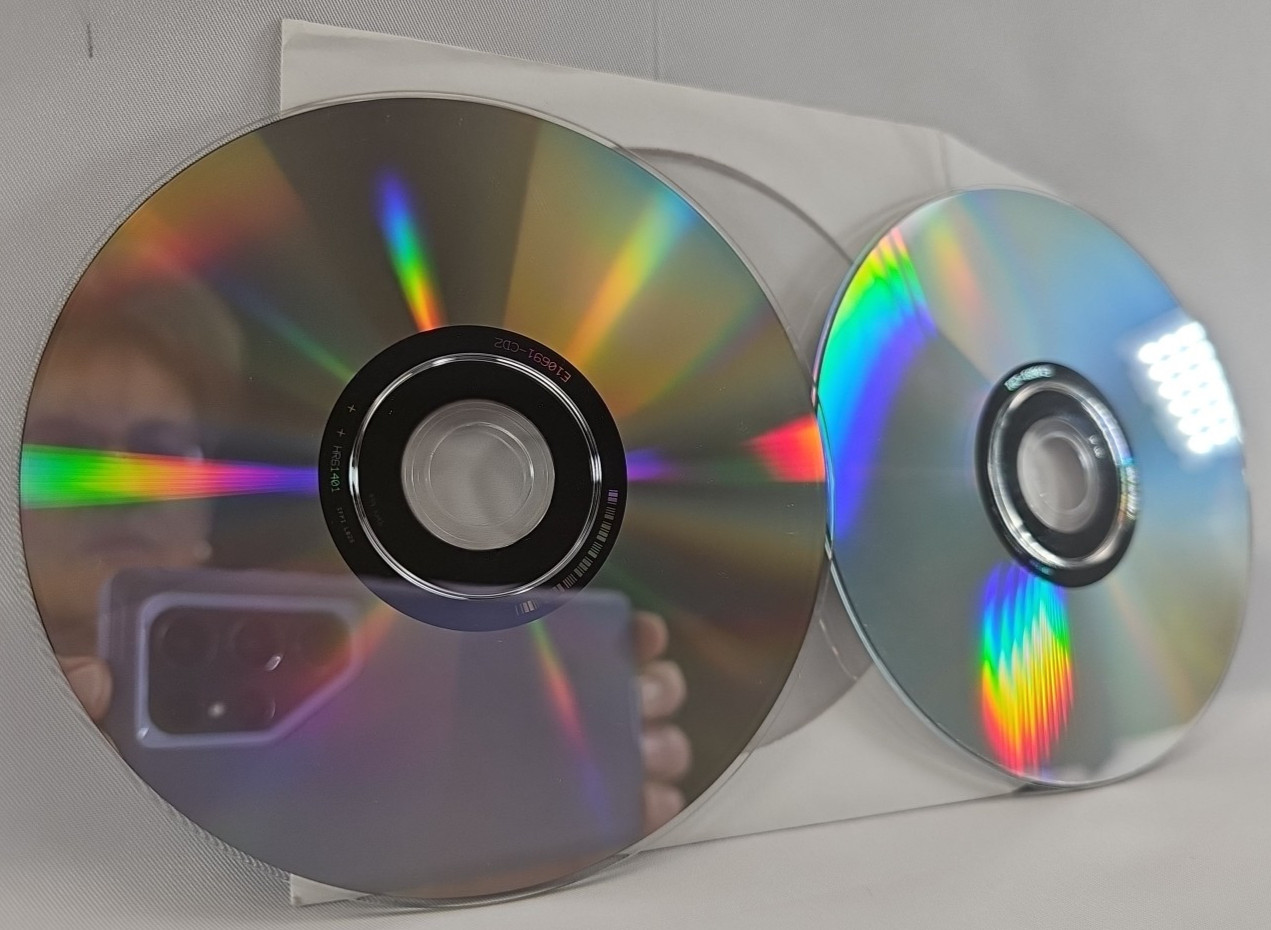 Broderbund Print Shop Version 22 2000/XP PC Software Two Discs No Box