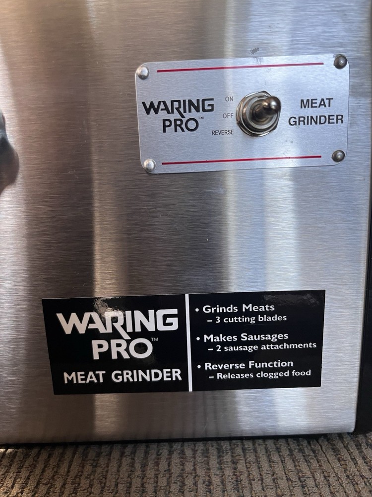 Waring Pro 3 Cutting Blades Electric Meat Grinder With Reverse Function MG100