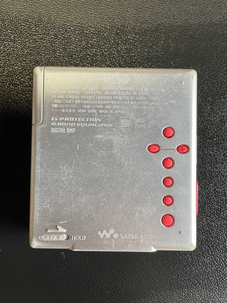 SONY MZ-E620 MD Walkman MiniDisc Player Red Junk Untested w/ Remote