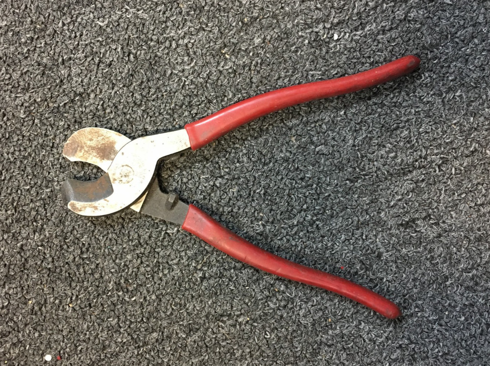 Klein Tools 9" High Leverage Cable Cutters 63050