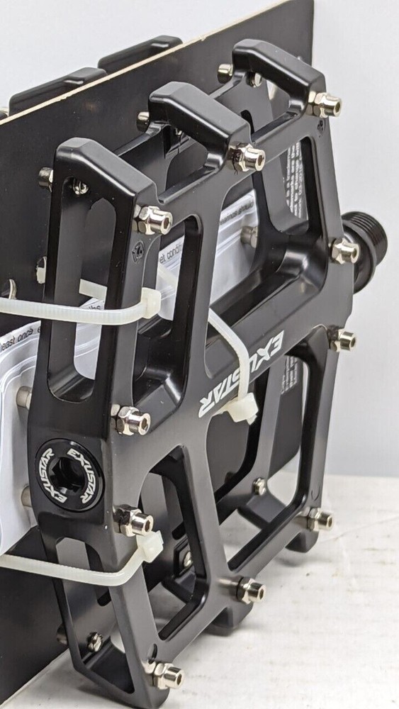 Exustar E-PB73 black sealed platform pedals 9/16