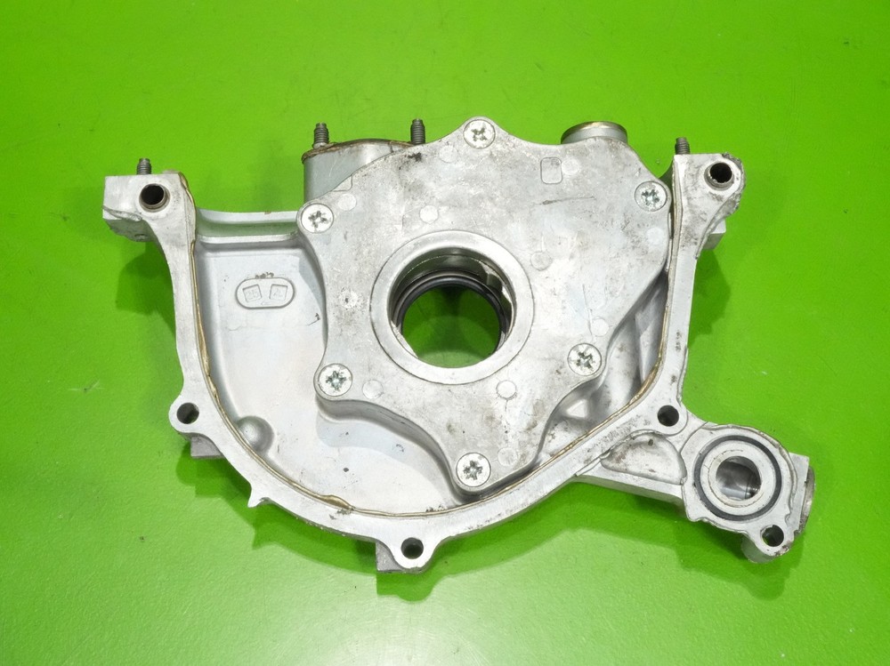 94-01 Integra OEM engine motor oil pump assembly