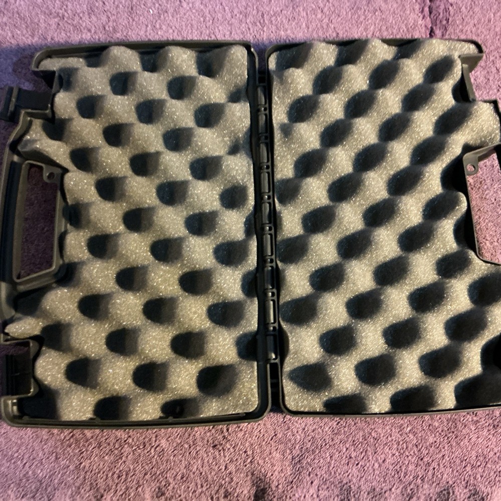 Plano Protector Series Model 1403-00 Single Pistol Case