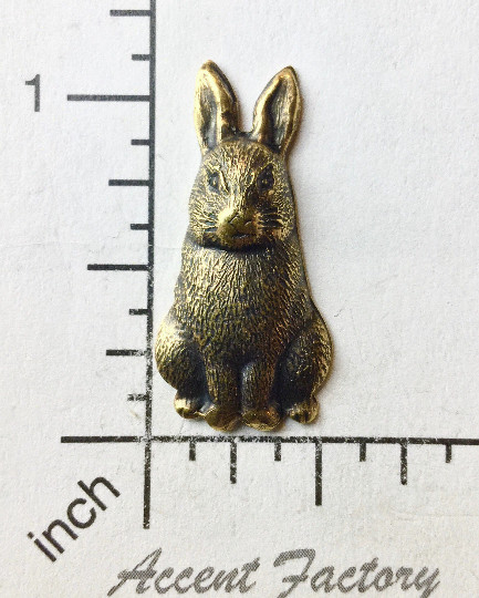 42133         Brass Oxidized Sitting Rabbit Jewelry Finding
