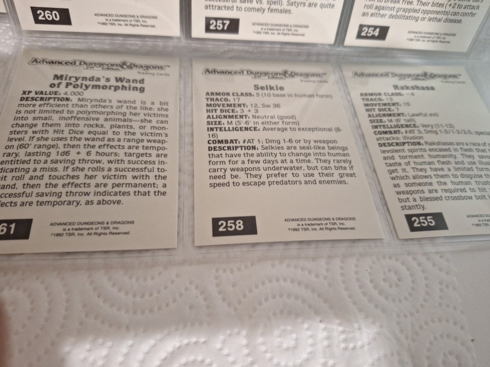 18 Dungeons And Dragons Cards. 1992