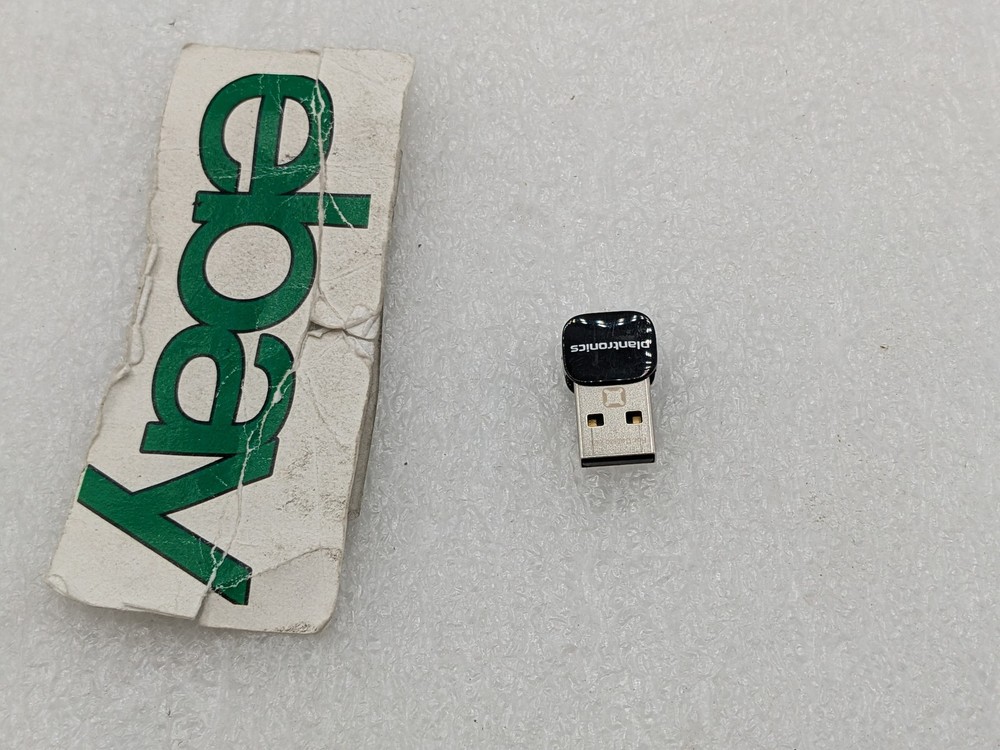 Plantronics BT300 Bluetooth USB Adapter for Calisto 620 Voyager Legend 5200 B235