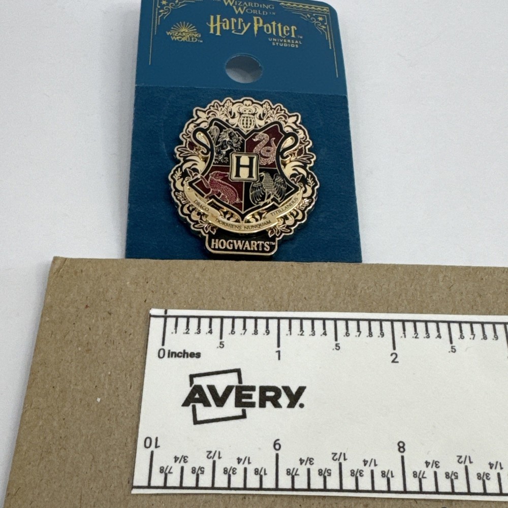 Universal Studios Wizarding World Harry Potter Hogwarts House Crest Shield Pin