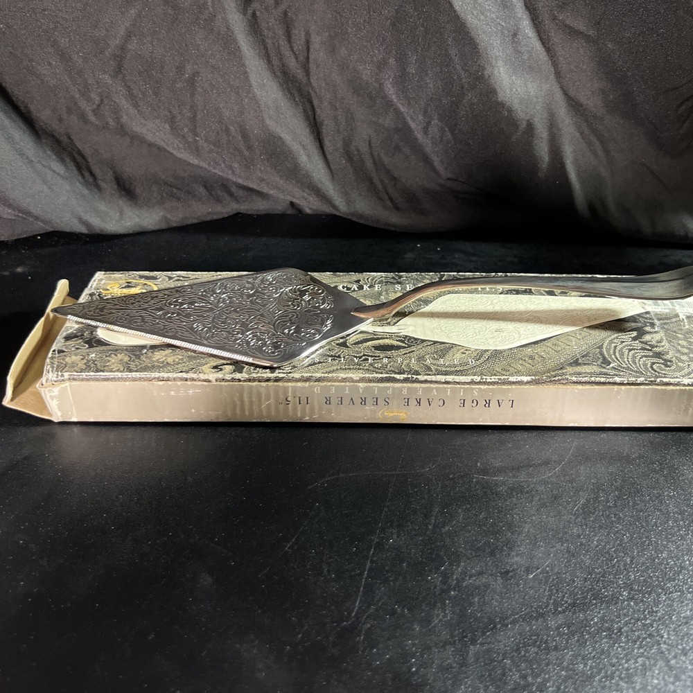 Ornate Wedding Cake Pie Knife Server Silver-plated long Studio Silversmith