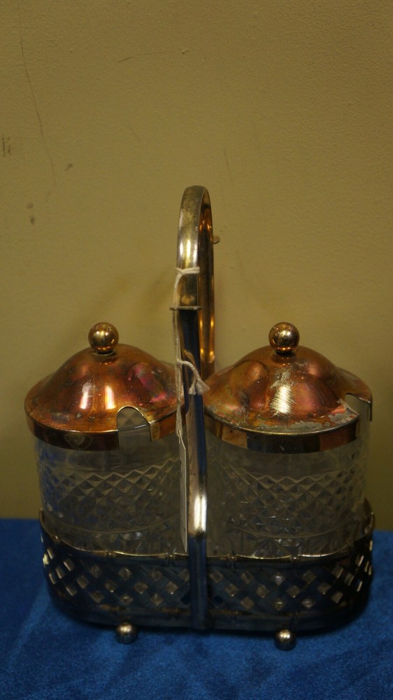 INTERNATIONAL SILVER GLASS POURER SET WITH COPPER LIDS SILVERPLATED CARRIER USED