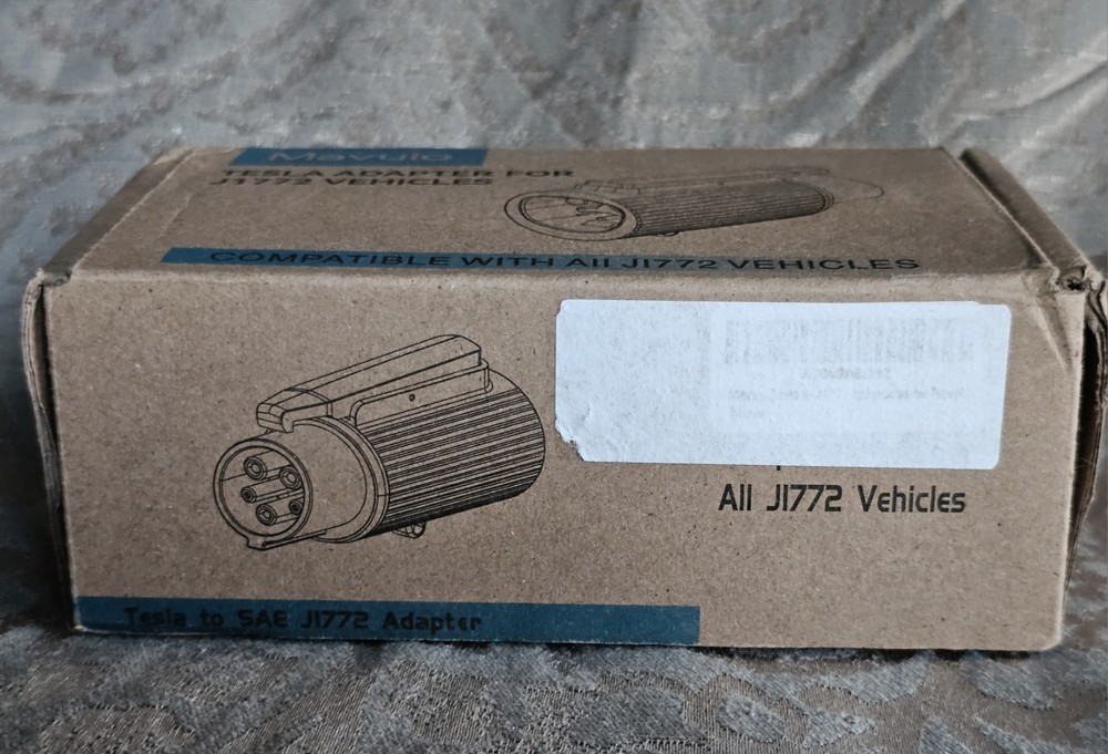 Mavulo Tesla to J1772 Charging Adapter