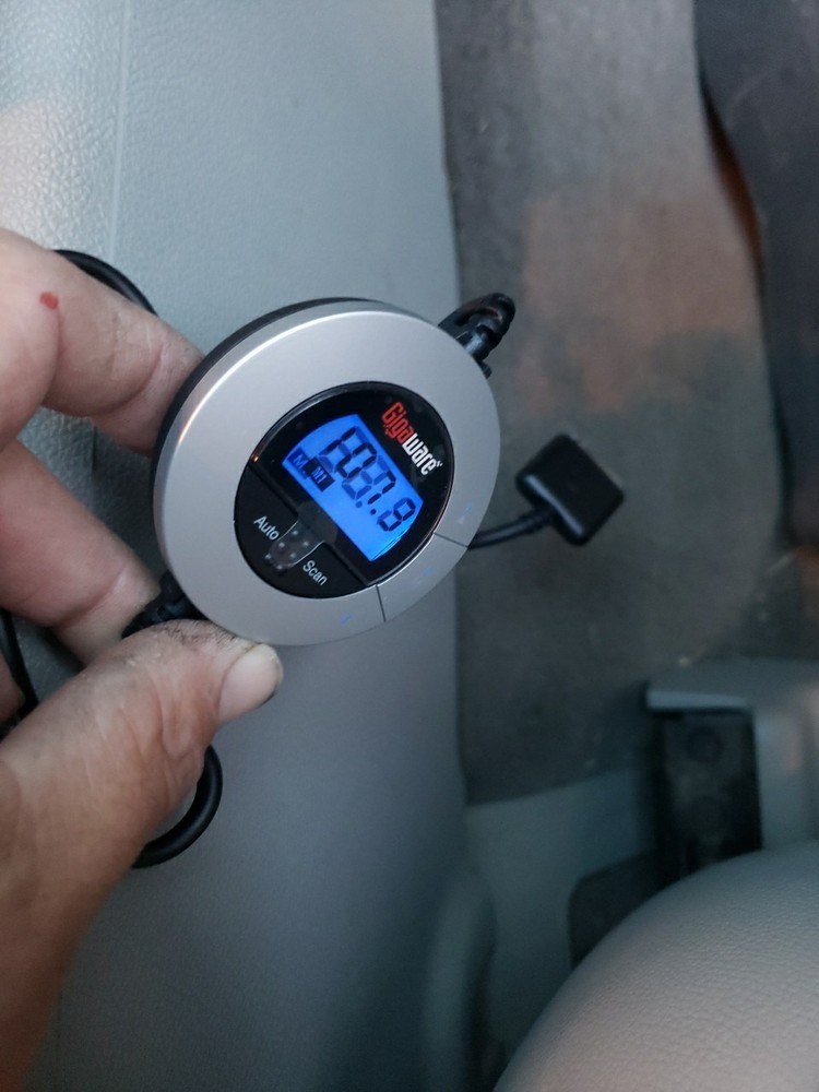 Gigaware 12-495 Silver/Black FM Transmitter Car Plug-in to work with Apple iPod