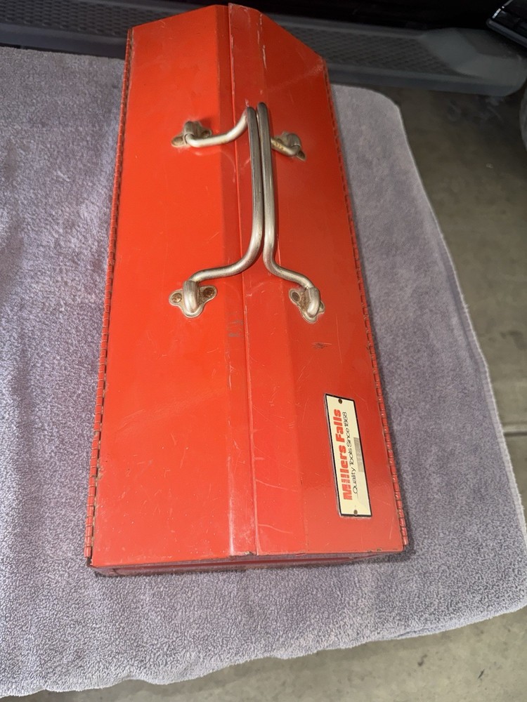 Vintage Miller Falls 21" X 8.5 Metal Tool Box With Tray
