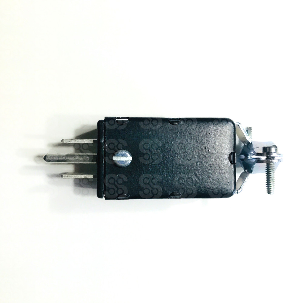 General Electric GE Magne blast Circuit Breaker Elevating / Racking Motor Plug