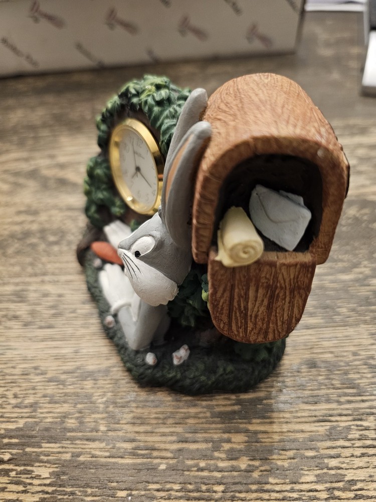 Seth Thomas Bugs Bunny Clock Sculpture Quartz - Needs Battery