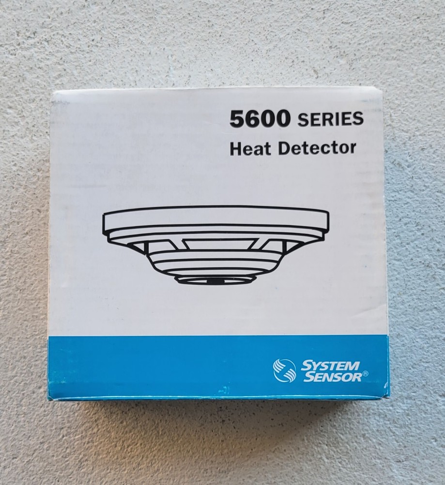 System Sensor Model No, 5601P Heat Detector, New Open Box