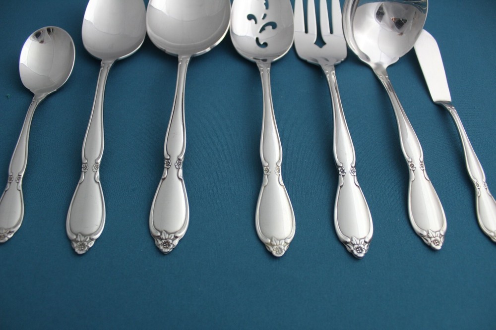 Oneida CHATELAINE Serving (7pc Set) Tablespoon Pierced Fork Casserole Community