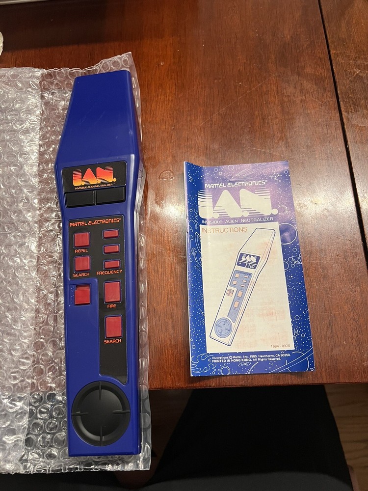 Vintage Invisible Alien Neutralizer / Mattel 1980